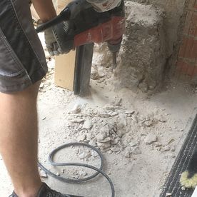 Mitarbeiter von MJ Serviceleistung bei der Arbeit