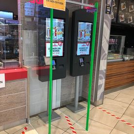 Projekt von MJ Serviceleistung, KFC, Boden mit Markierungen