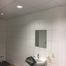 Projekt von MJ Serviceleistung, Raum mit Waschbecken